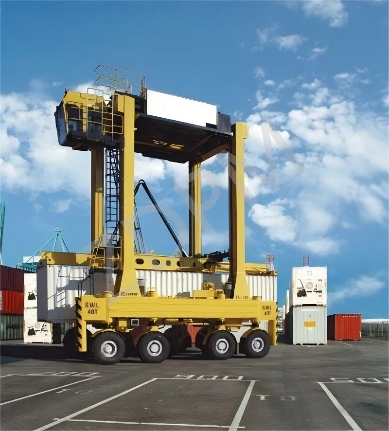 Container Straddle Carrier